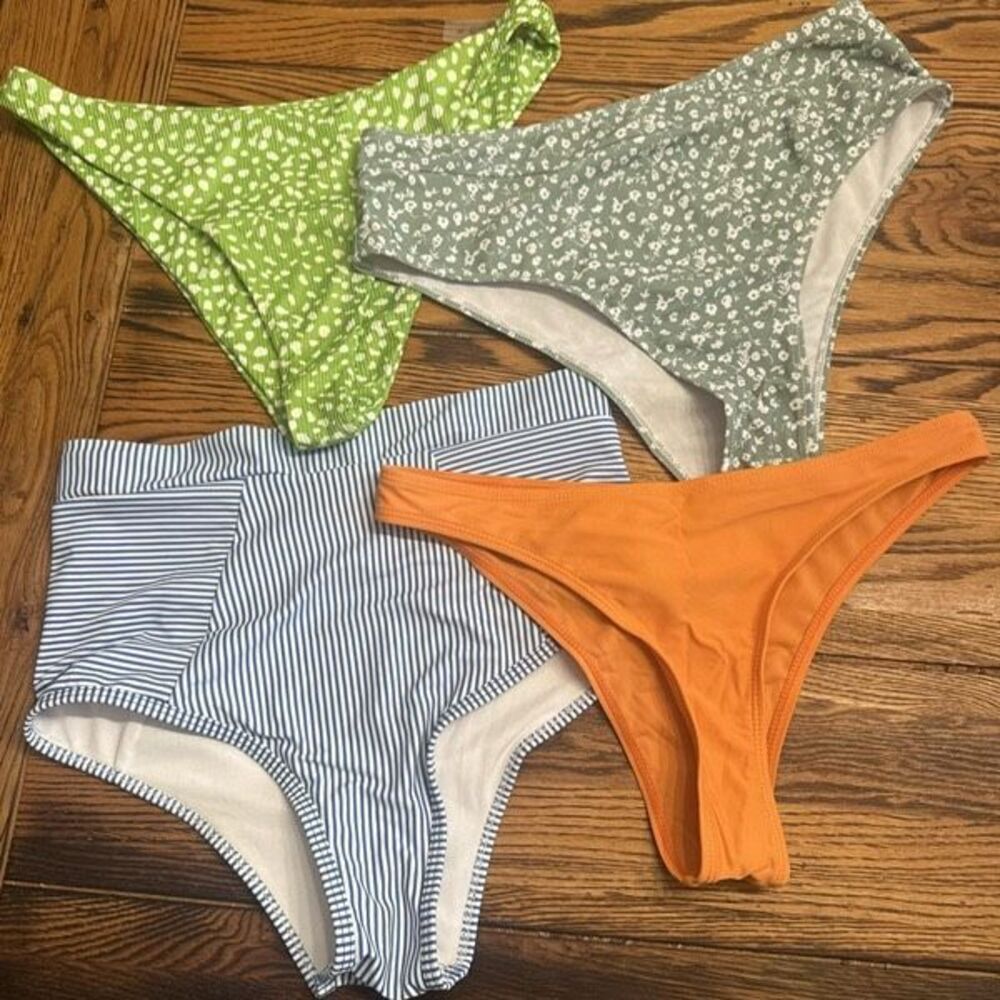 Bikini bottoms bundle size Large
